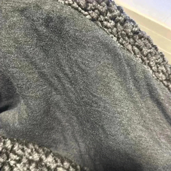 Thread & Supply Grey Sherpa Quarter-Zip Pullover, Size Small Cozy Fleece Sweater - Picture 9 of 9